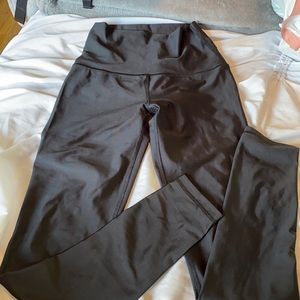 Aerie Offline Shine High Waisted Leggings